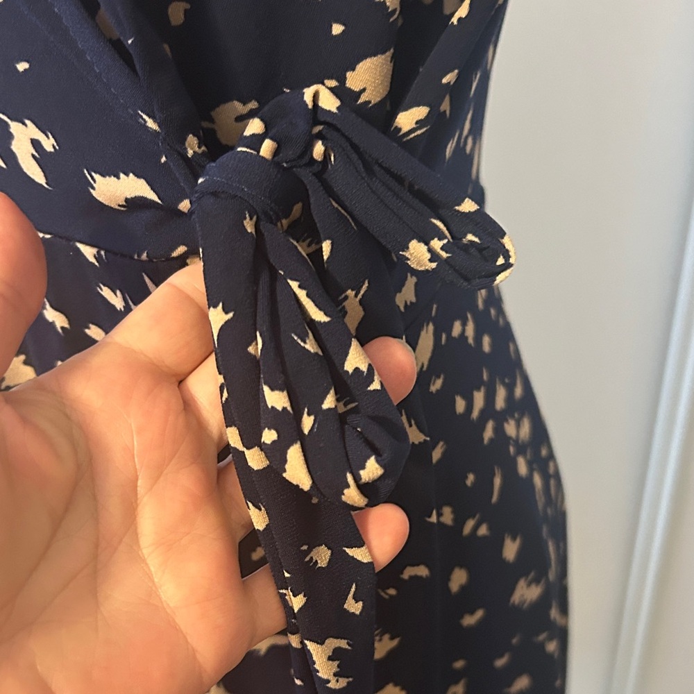Kaileigh Navy and Beige Patterned Midi Dress Size L - Picture 6 of 11